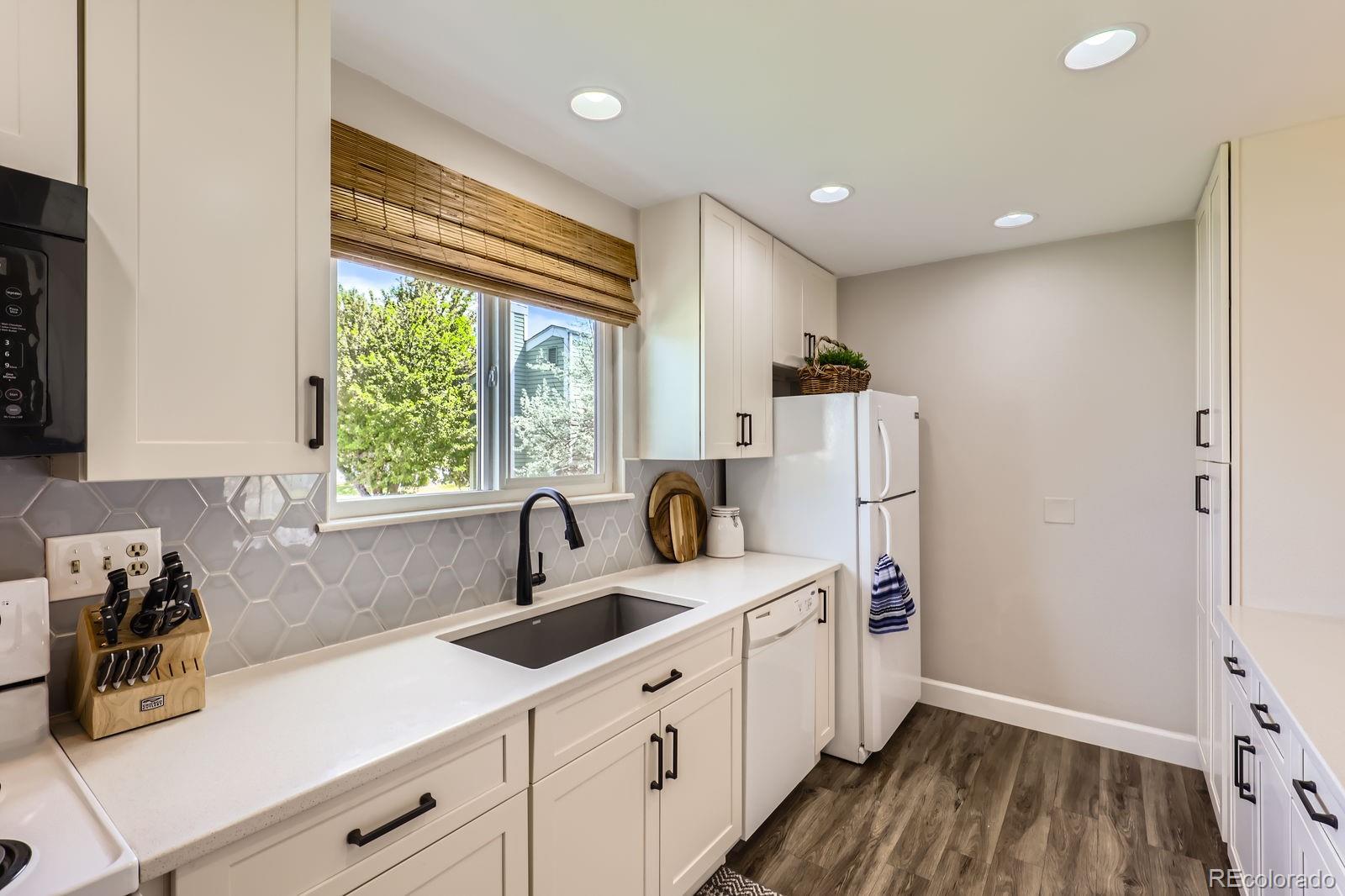 MLS Image #12 for 15976 e radcliff place,aurora, Colorado