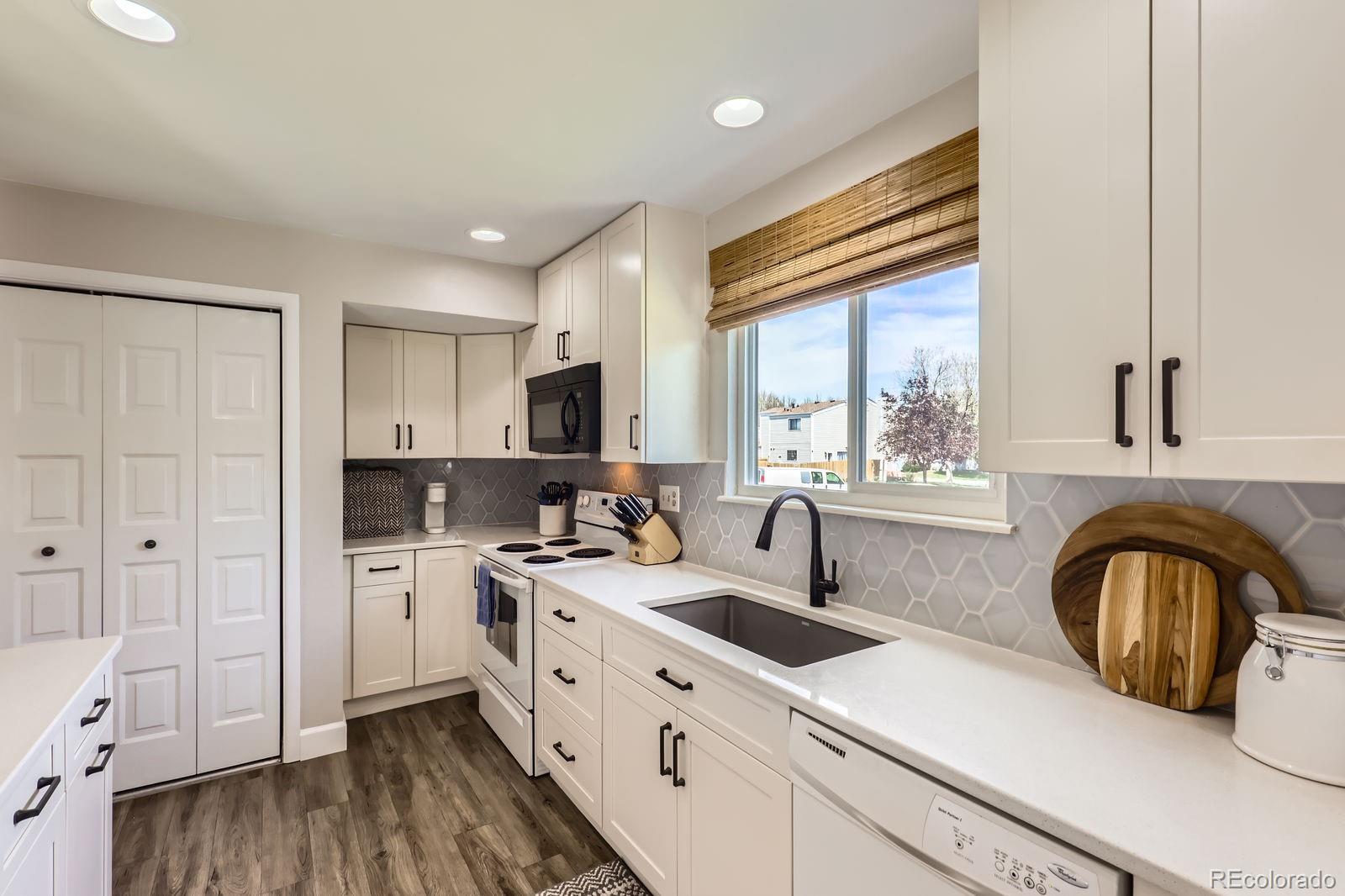 MLS Image #14 for 15976 e radcliff place,aurora, Colorado