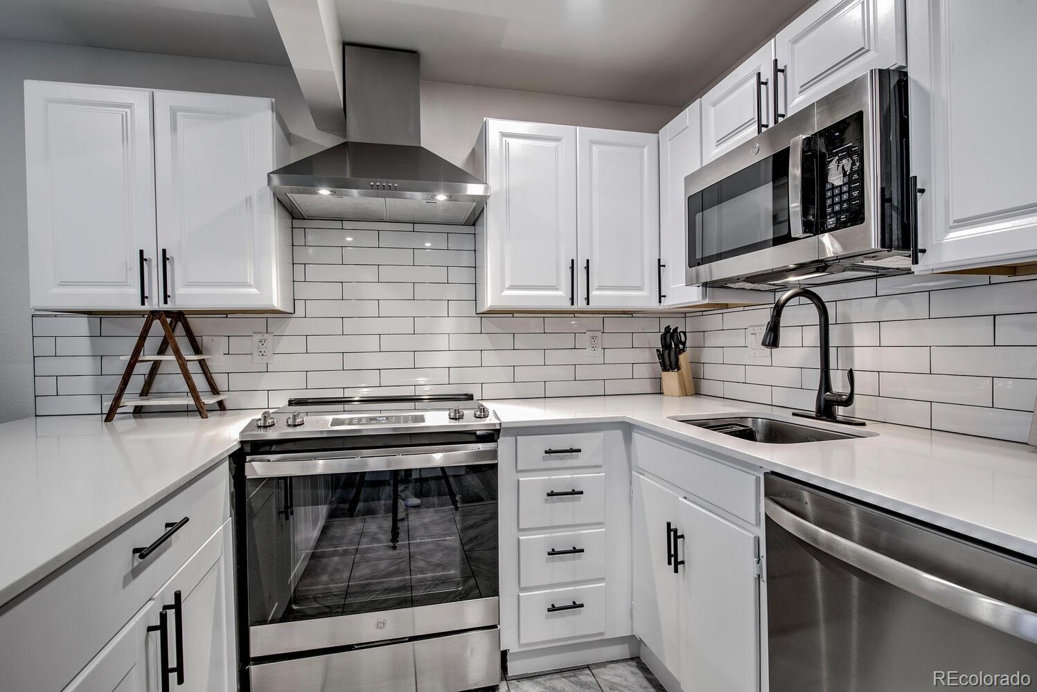 MLS Image #13 for 675  straight creek drive,dillon, Colorado