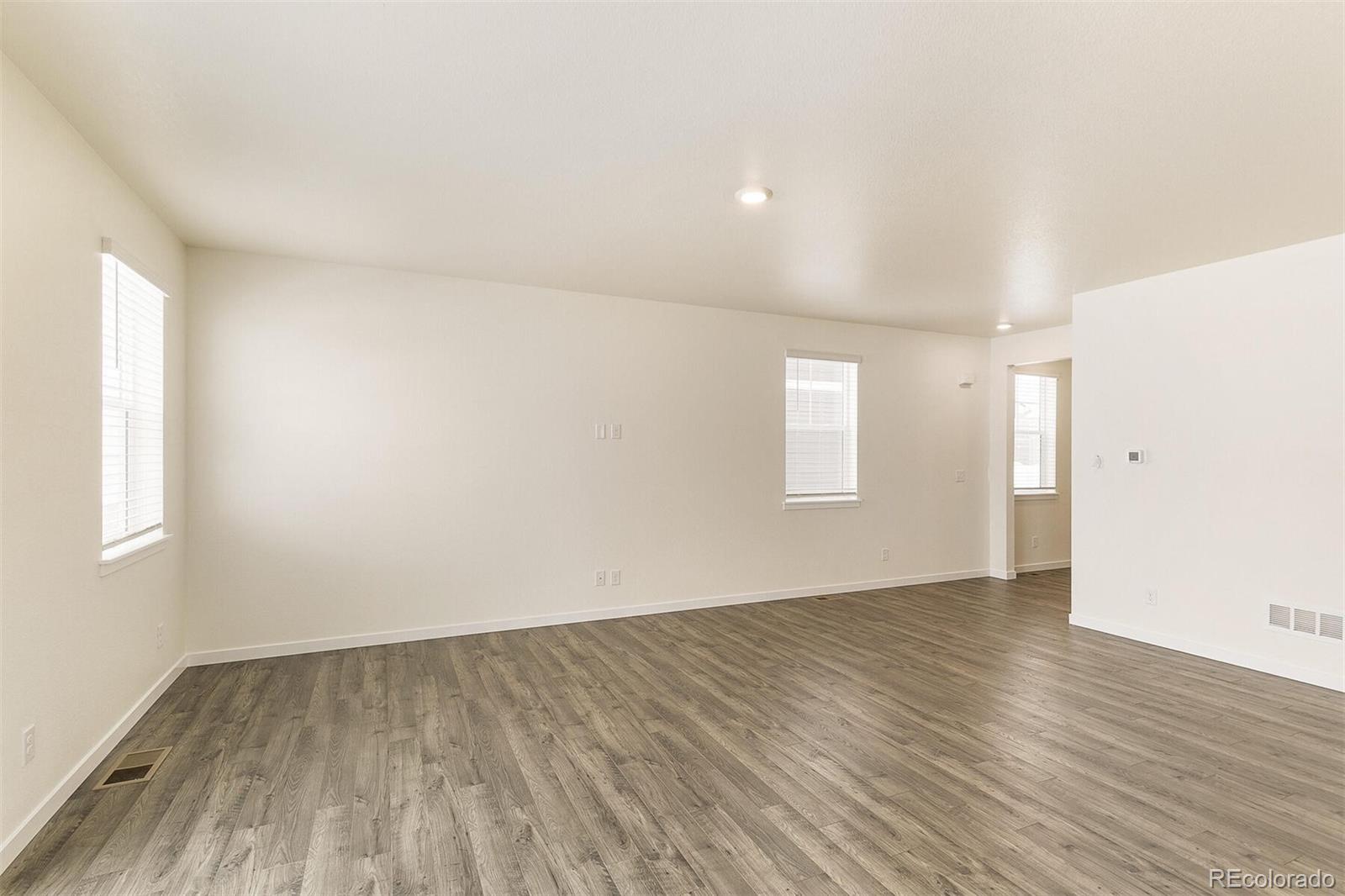 MLS Image #5 for 816  leeward street,lochbuie, Colorado