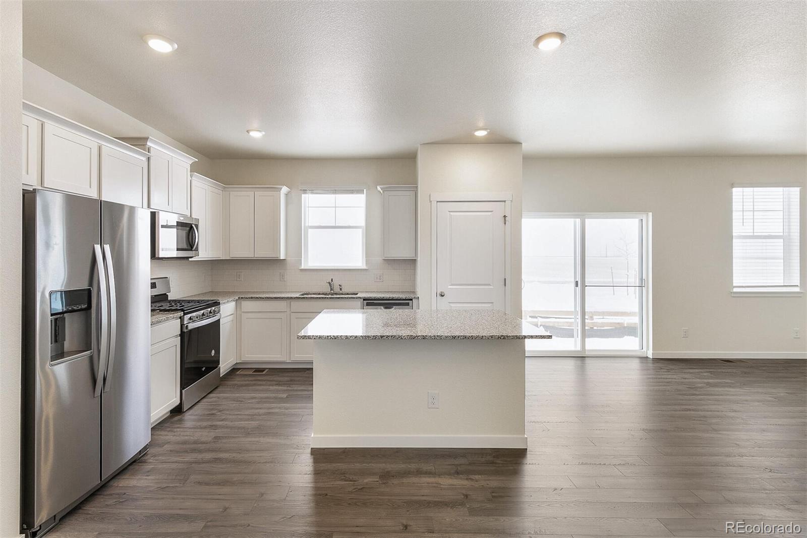 MLS Image #9 for 816  leeward street,lochbuie, Colorado