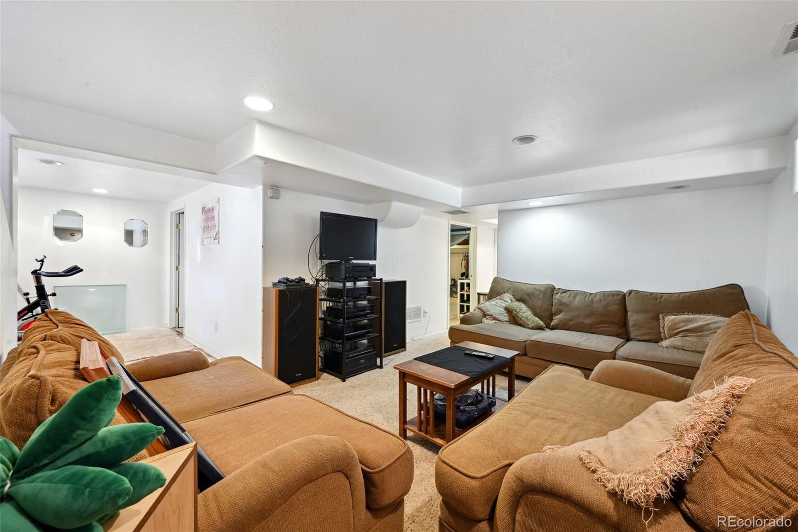 MLS Image #16 for 6267  fenton street,arvada, Colorado