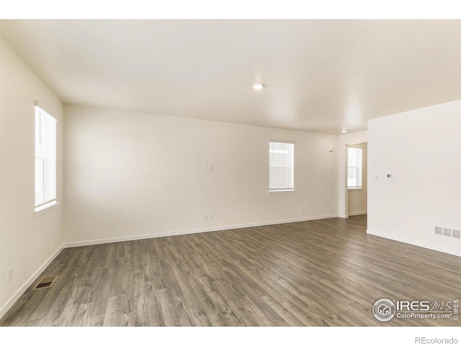 MLS Image #5 for 816  leeward street,lochbuie, Colorado