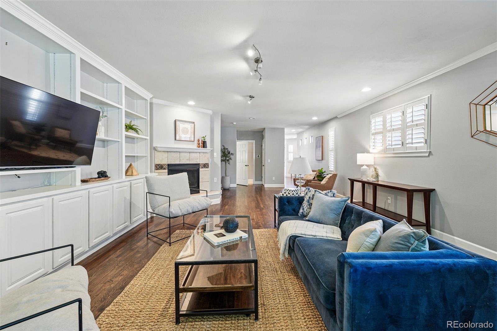 MLS Image #10 for 557 s clarkson street,denver, Colorado