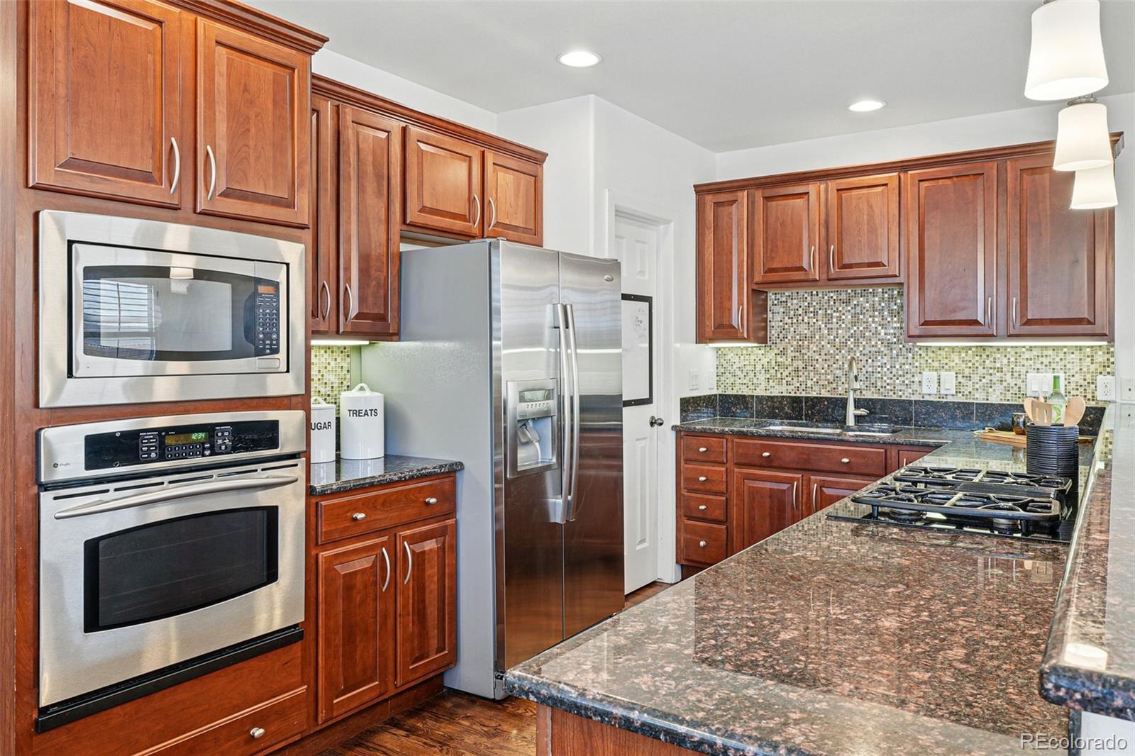 MLS Image #17 for 557 s clarkson street,denver, Colorado