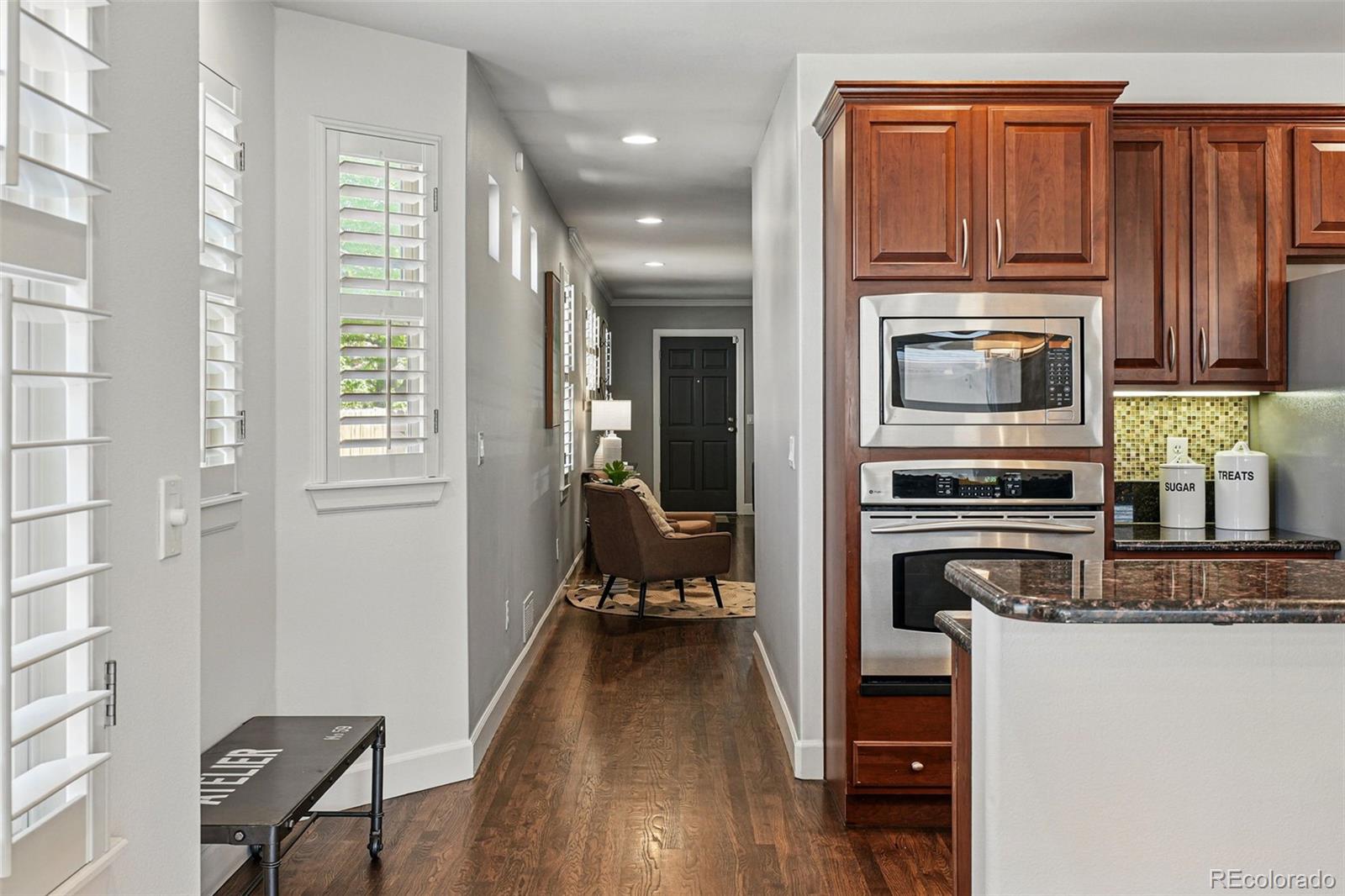 MLS Image #20 for 557 s clarkson street,denver, Colorado