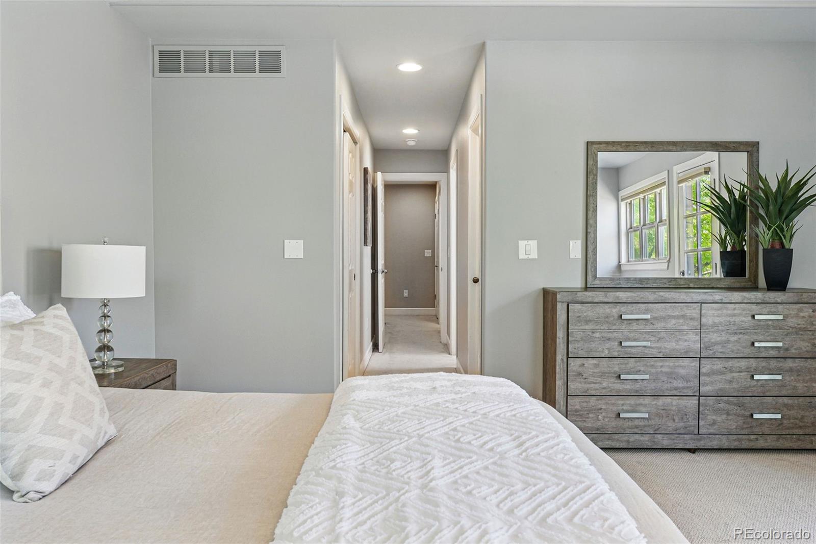 MLS Image #24 for 557 s clarkson street,denver, Colorado