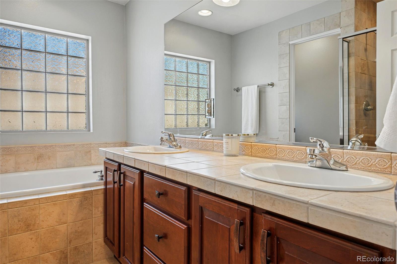 MLS Image #28 for 557 s clarkson street,denver, Colorado