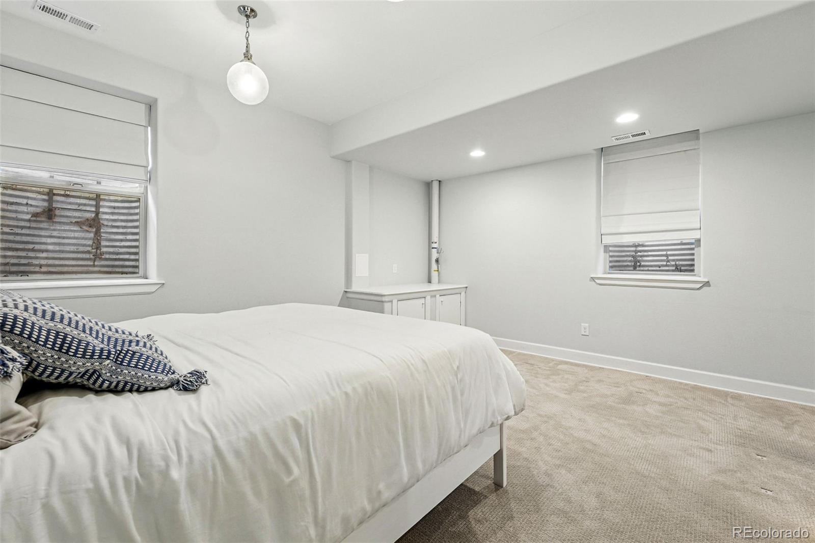 MLS Image #42 for 557 s clarkson street,denver, Colorado