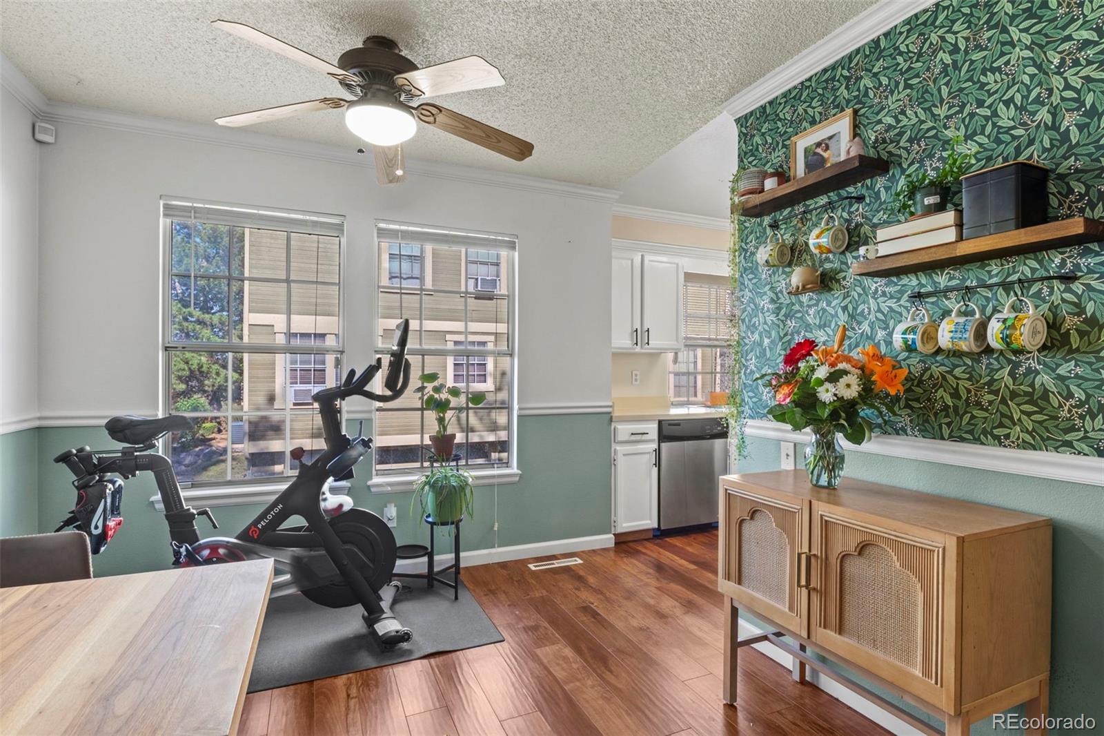 MLS Image #11 for 1907 s helena street,aurora, Colorado