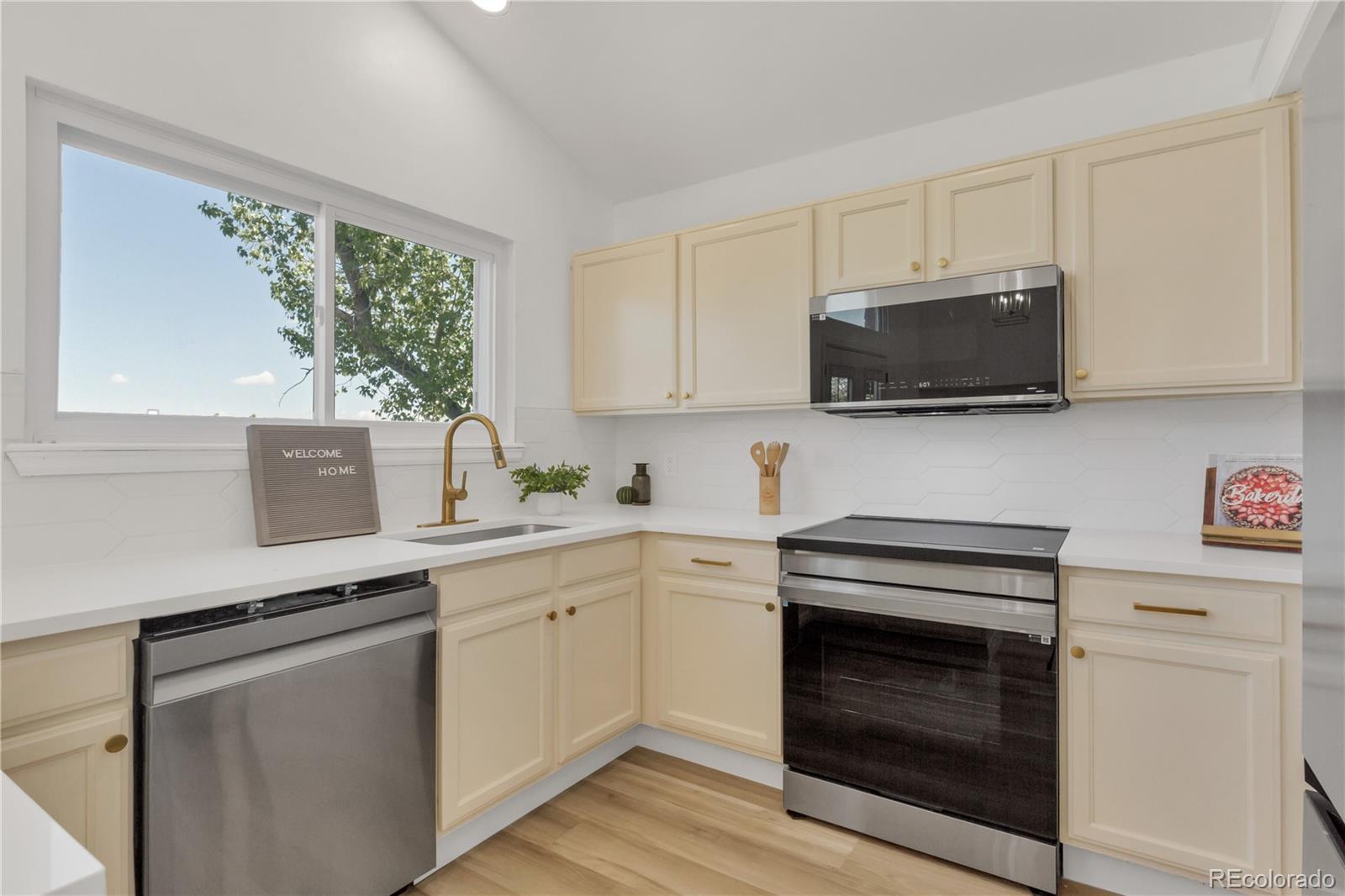MLS Image #6 for 1260  ascot avenue,highlands ranch, Colorado