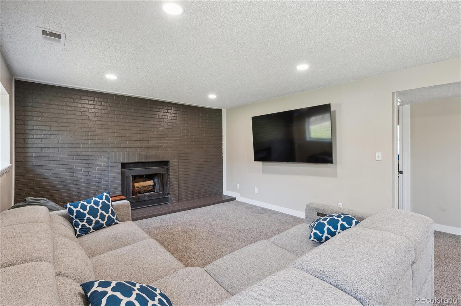 MLS Image #16 for 8004 s field street,littleton, Colorado
