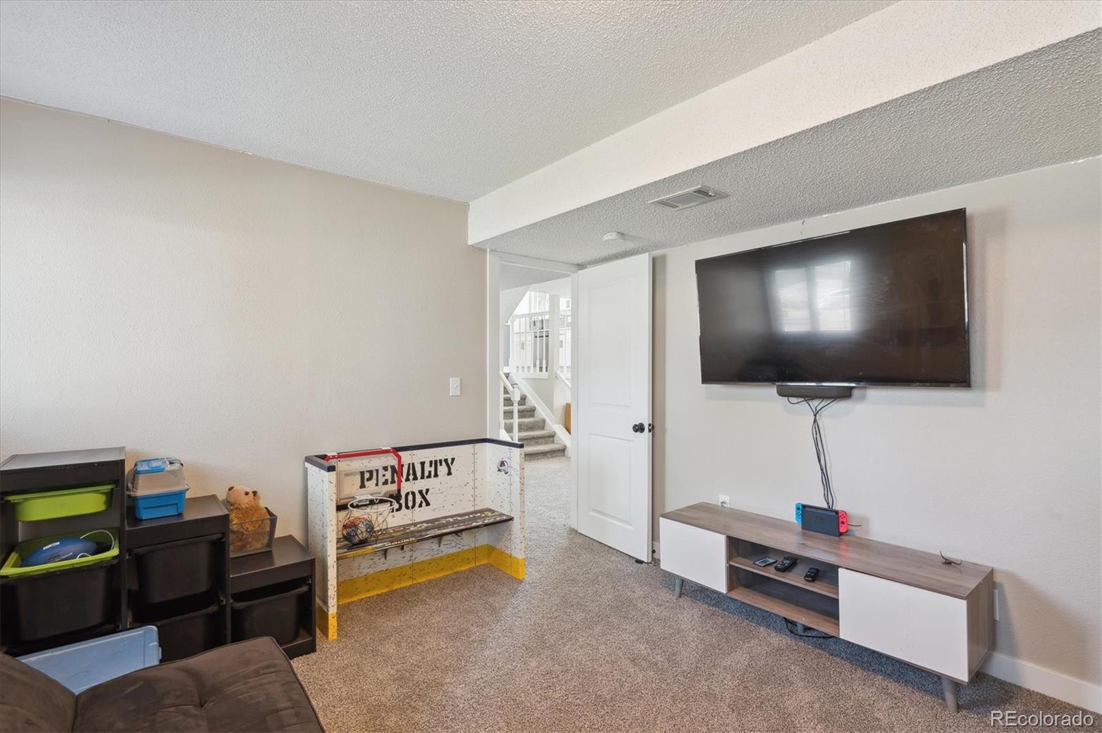 MLS Image #22 for 8004 s field street,littleton, Colorado