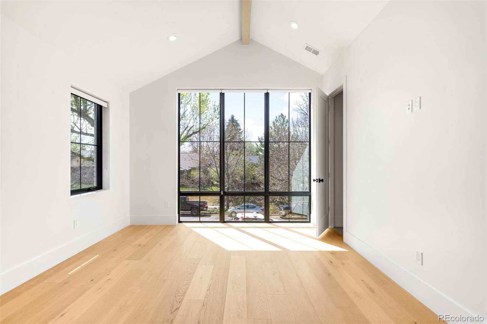 MLS Image #26 for 754 s york street,denver, Colorado