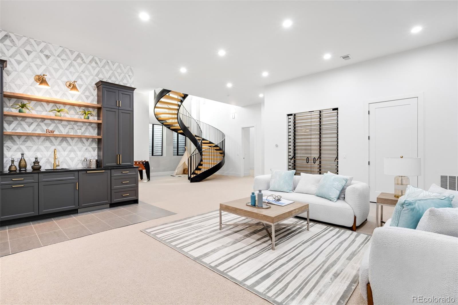 MLS Image #32 for 754 s york street,denver, Colorado