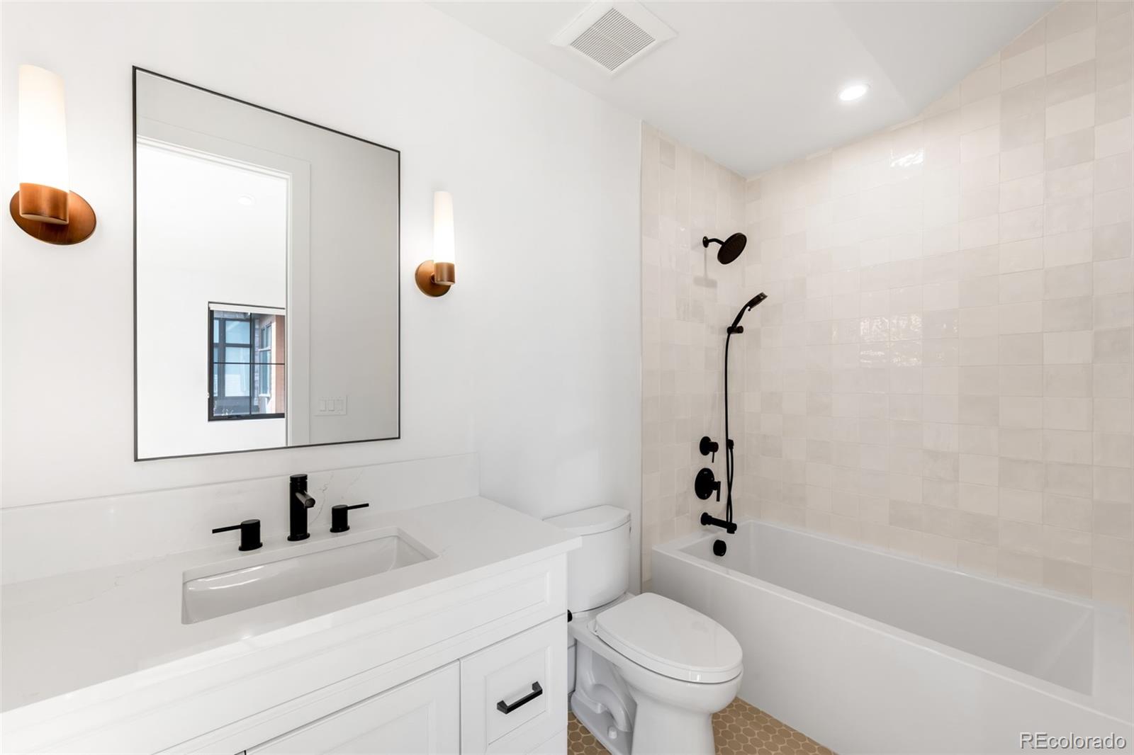 MLS Image #38 for 754 s york street,denver, Colorado