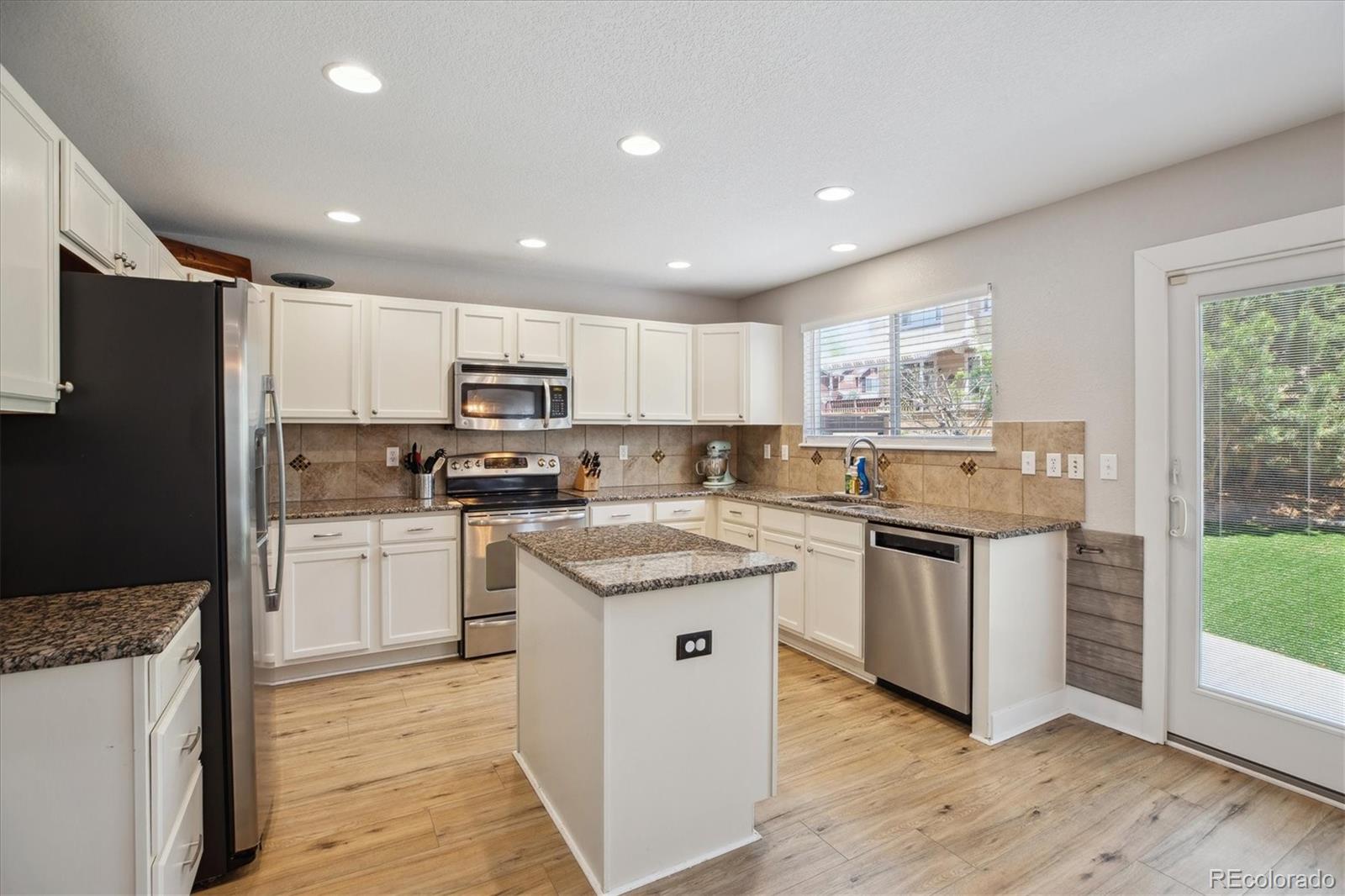 MLS Image #12 for 4763  laurelglen lane,highlands ranch, Colorado