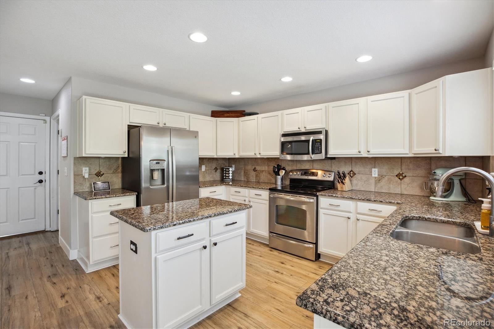 MLS Image #14 for 4763  laurelglen lane,highlands ranch, Colorado