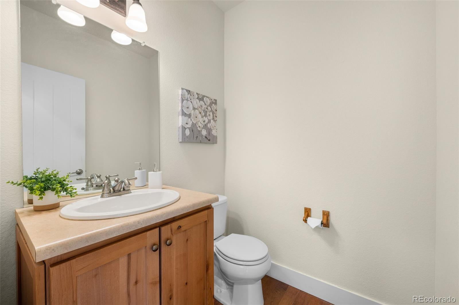 MLS Image #16 for 10822 e 28th place,denver, Colorado