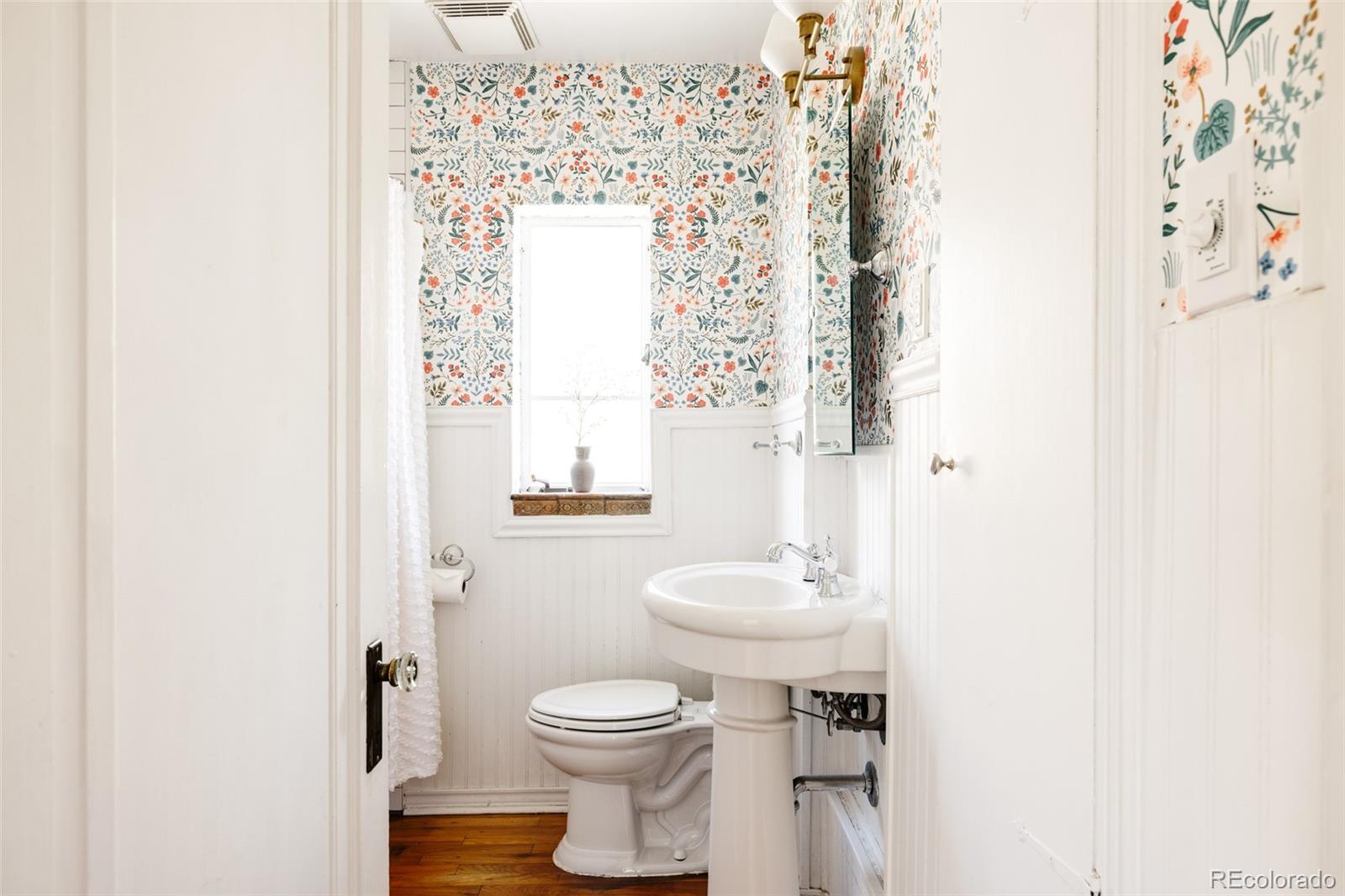 MLS Image #12 for 650  kearney street,denver, Colorado
