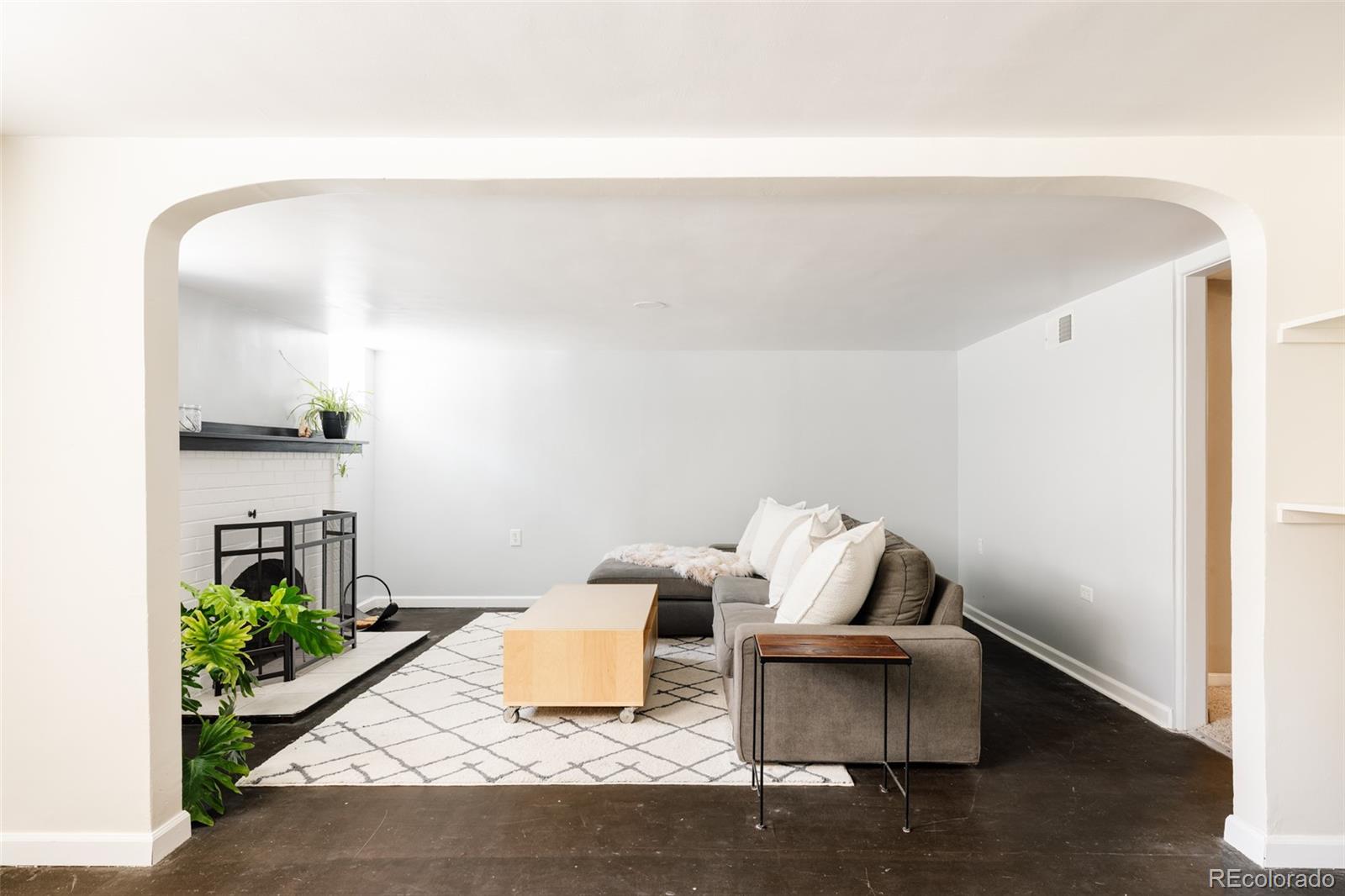 MLS Image #18 for 650  kearney street,denver, Colorado