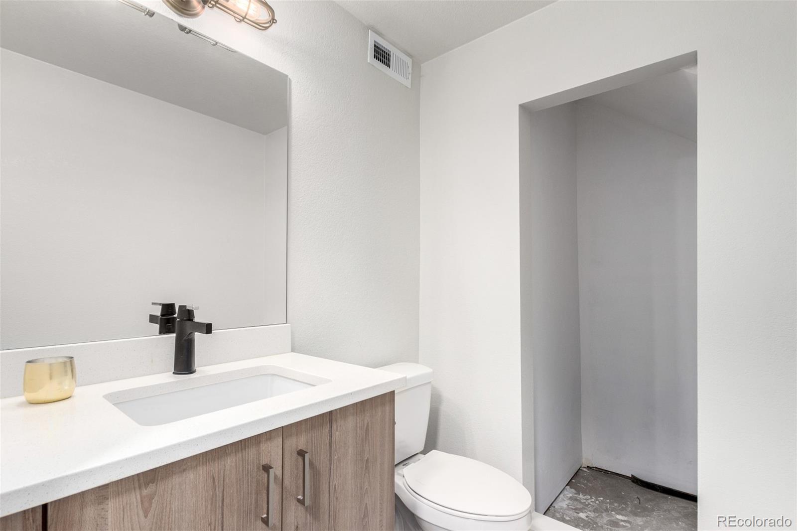 MLS Image #18 for 1941  hooker street,denver, Colorado