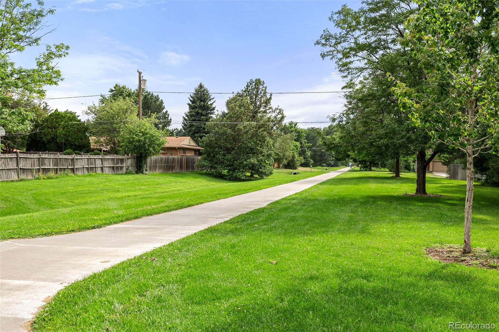 MLS Image #35 for 3404 s clinton court,denver, Colorado