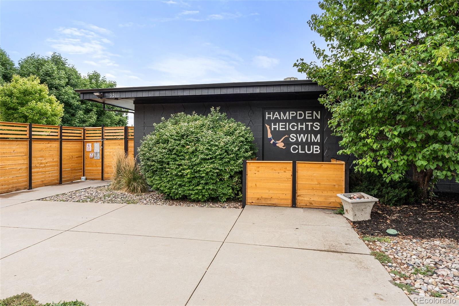MLS Image #36 for 3404 s clinton court,denver, Colorado