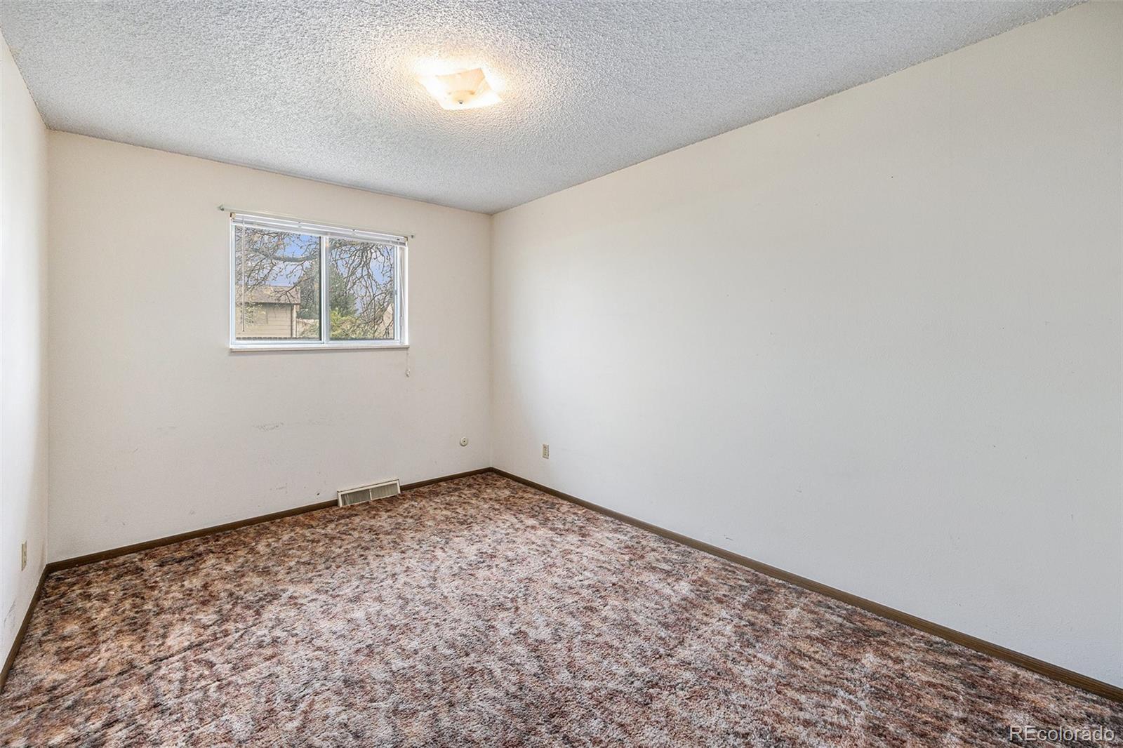 MLS Image #13 for 726  mobile street,aurora, Colorado