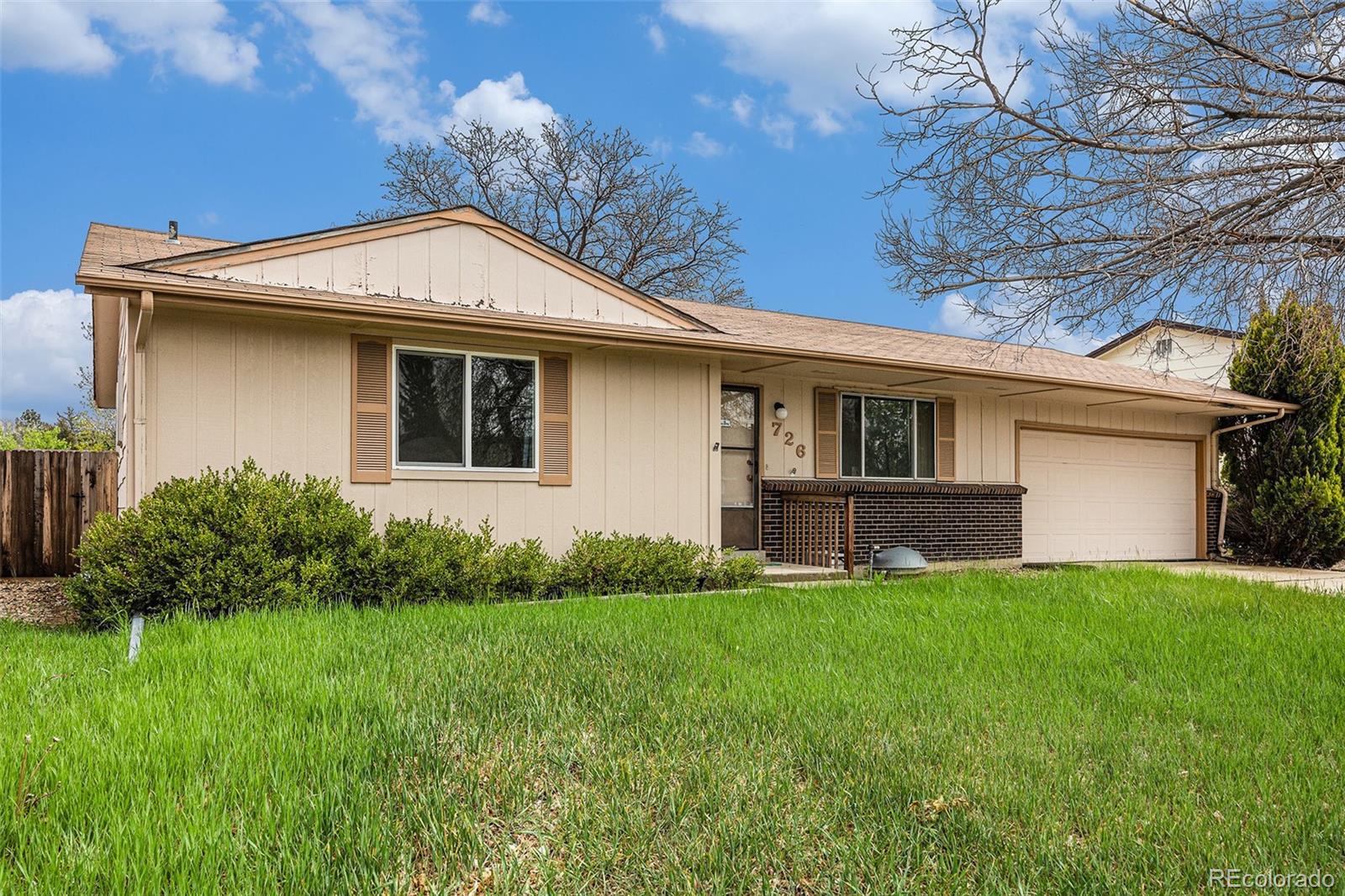 MLS Image #3 for 726  mobile street,aurora, Colorado