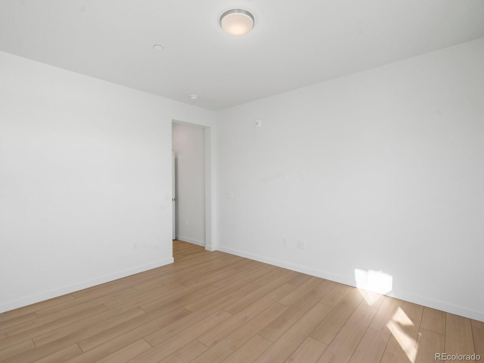 MLS Image #19 for 6153 n ceylon street,denver, Colorado
