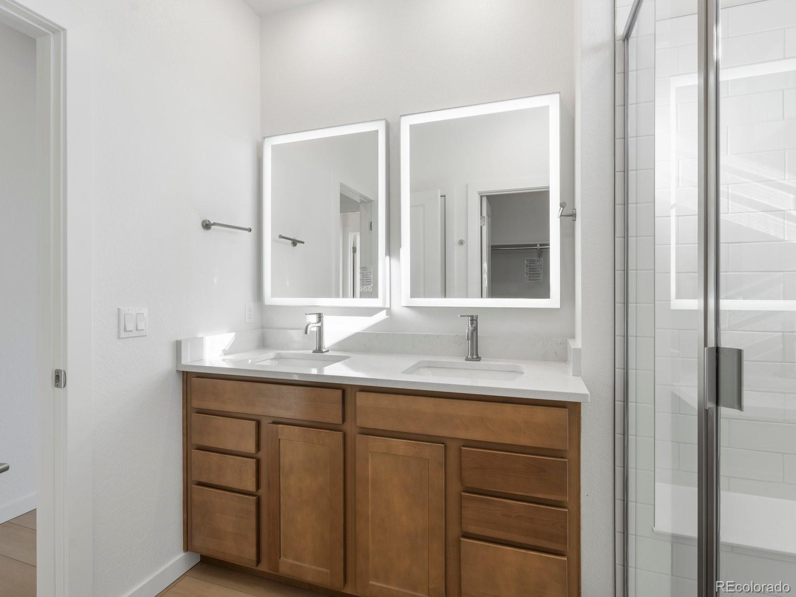 MLS Image #21 for 6153 n ceylon street,denver, Colorado