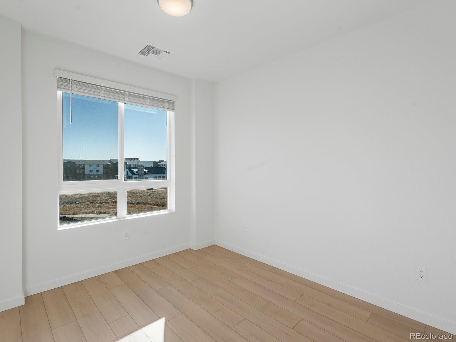 MLS Image #25 for 6153 n ceylon street,denver, Colorado