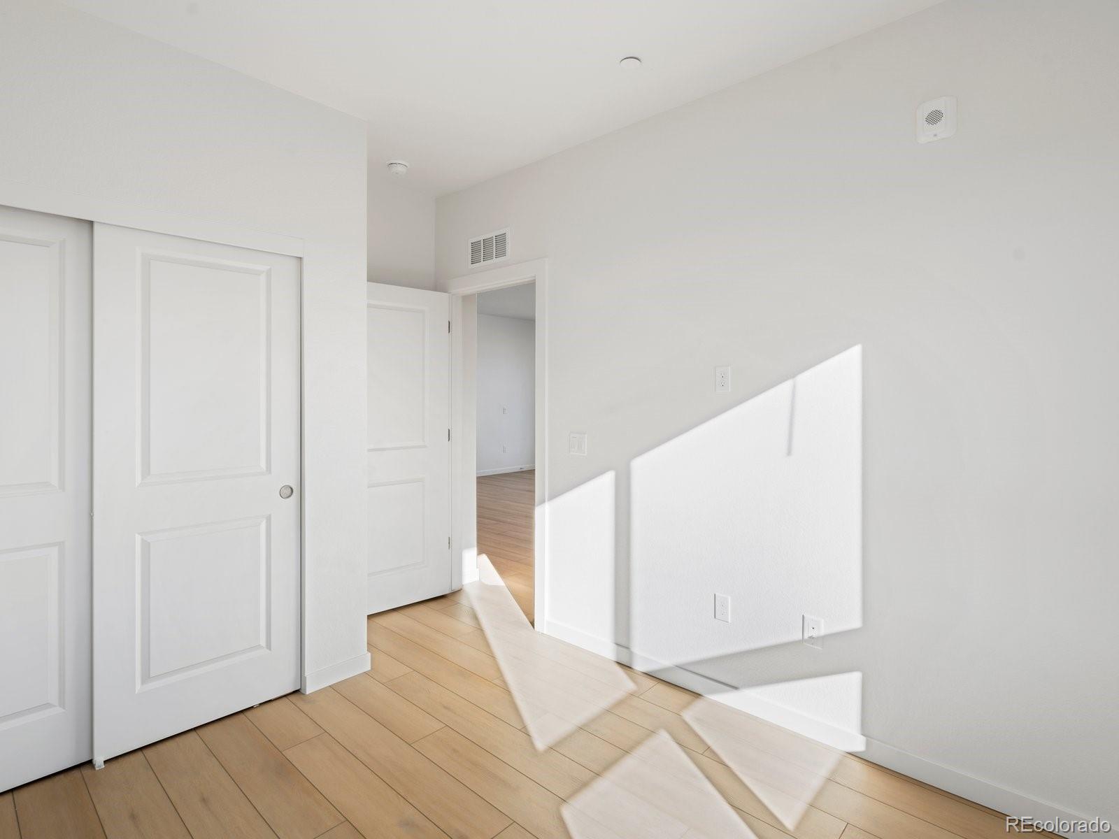 MLS Image #26 for 6153 n ceylon street,denver, Colorado