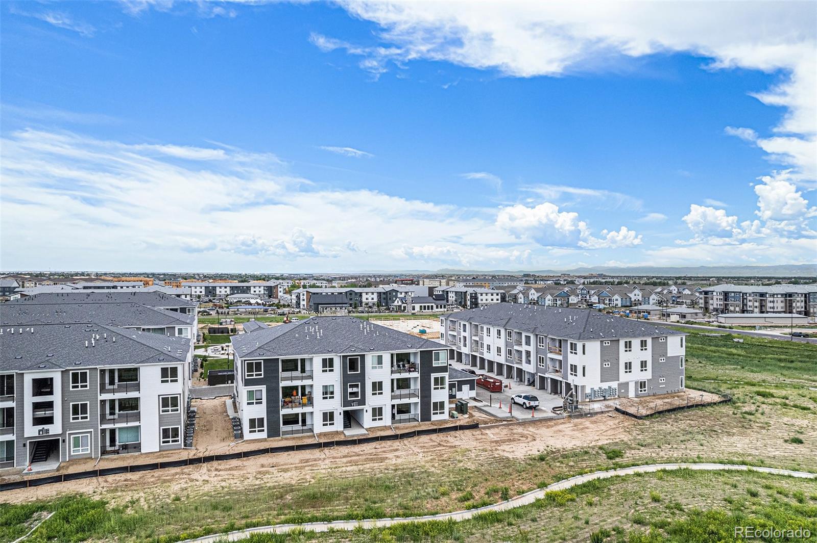 MLS Image #28 for 6153 n ceylon street,denver, Colorado
