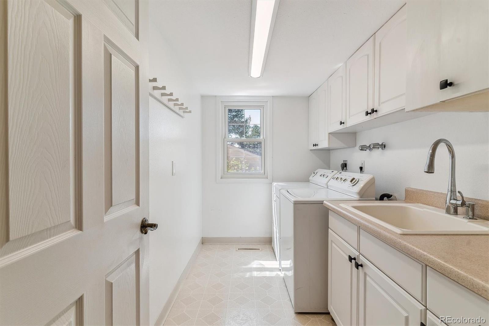 MLS Image #16 for 6918 e easter place,centennial, Colorado