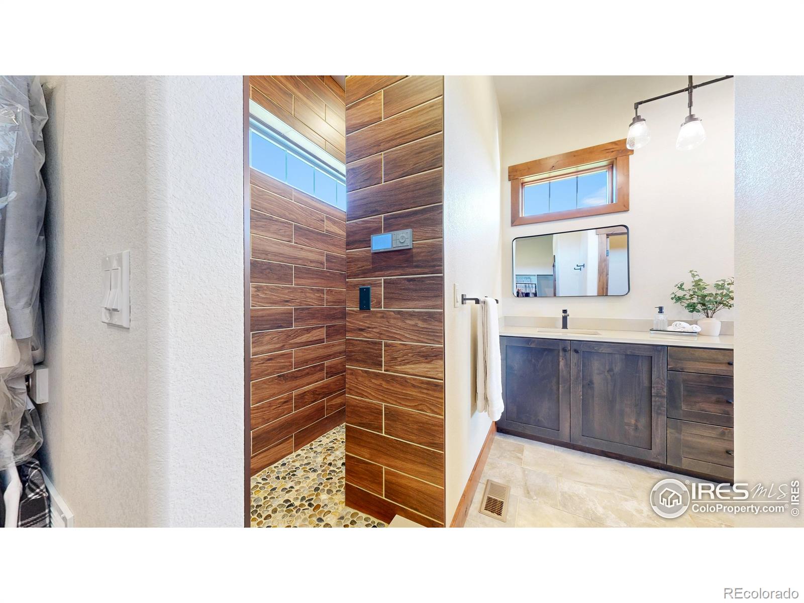 MLS Image #12 for 5398  centennial court,windsor, Colorado
