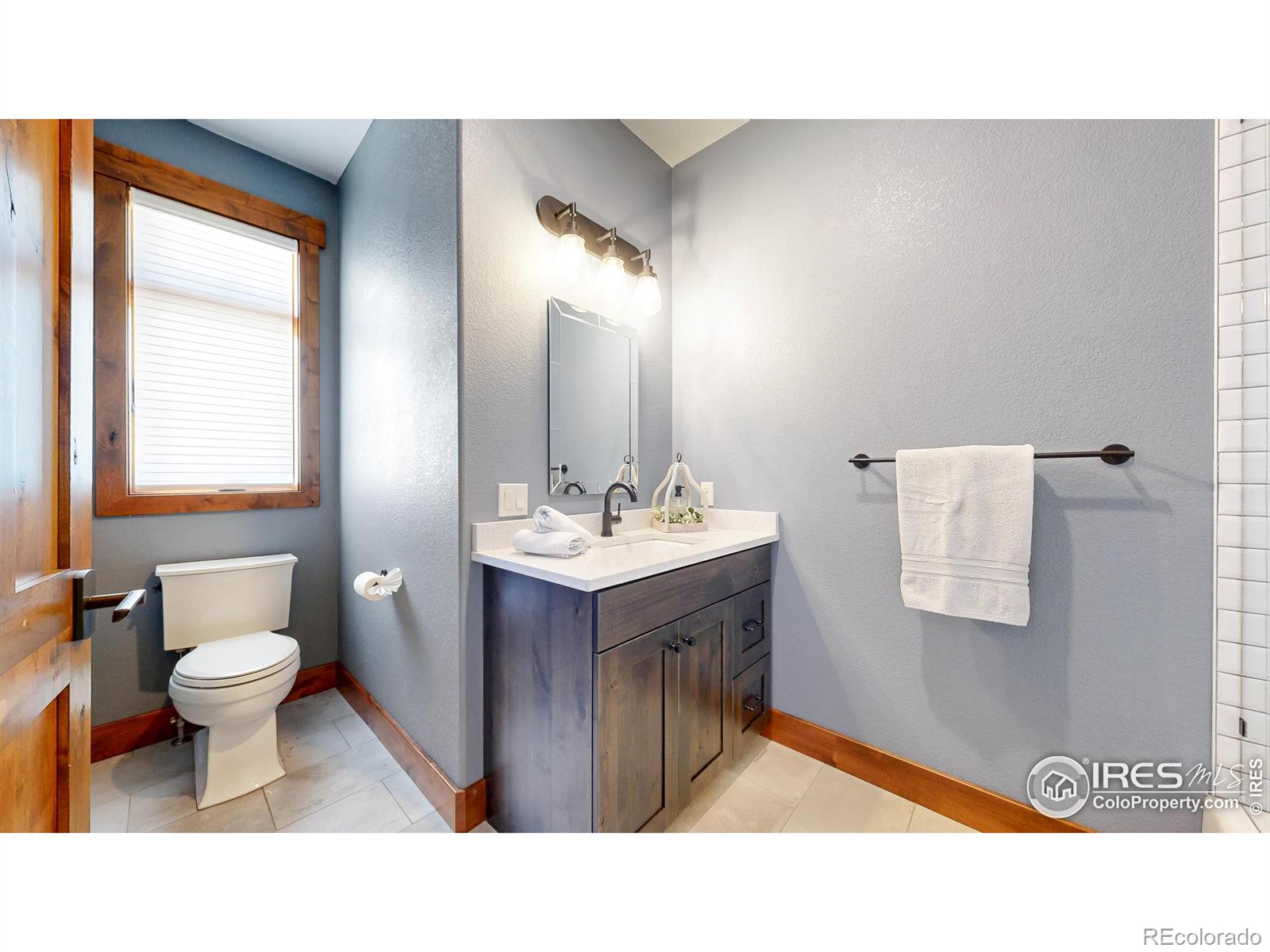 MLS Image #15 for 5398  centennial court,windsor, Colorado