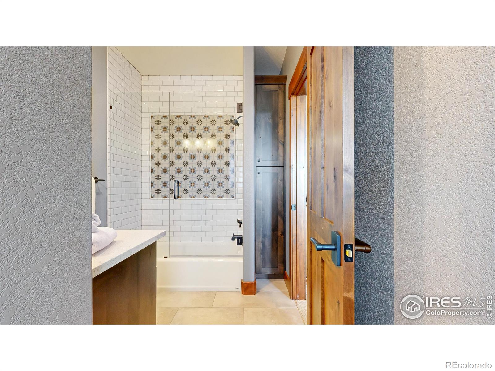 MLS Image #16 for 5398  centennial court,windsor, Colorado