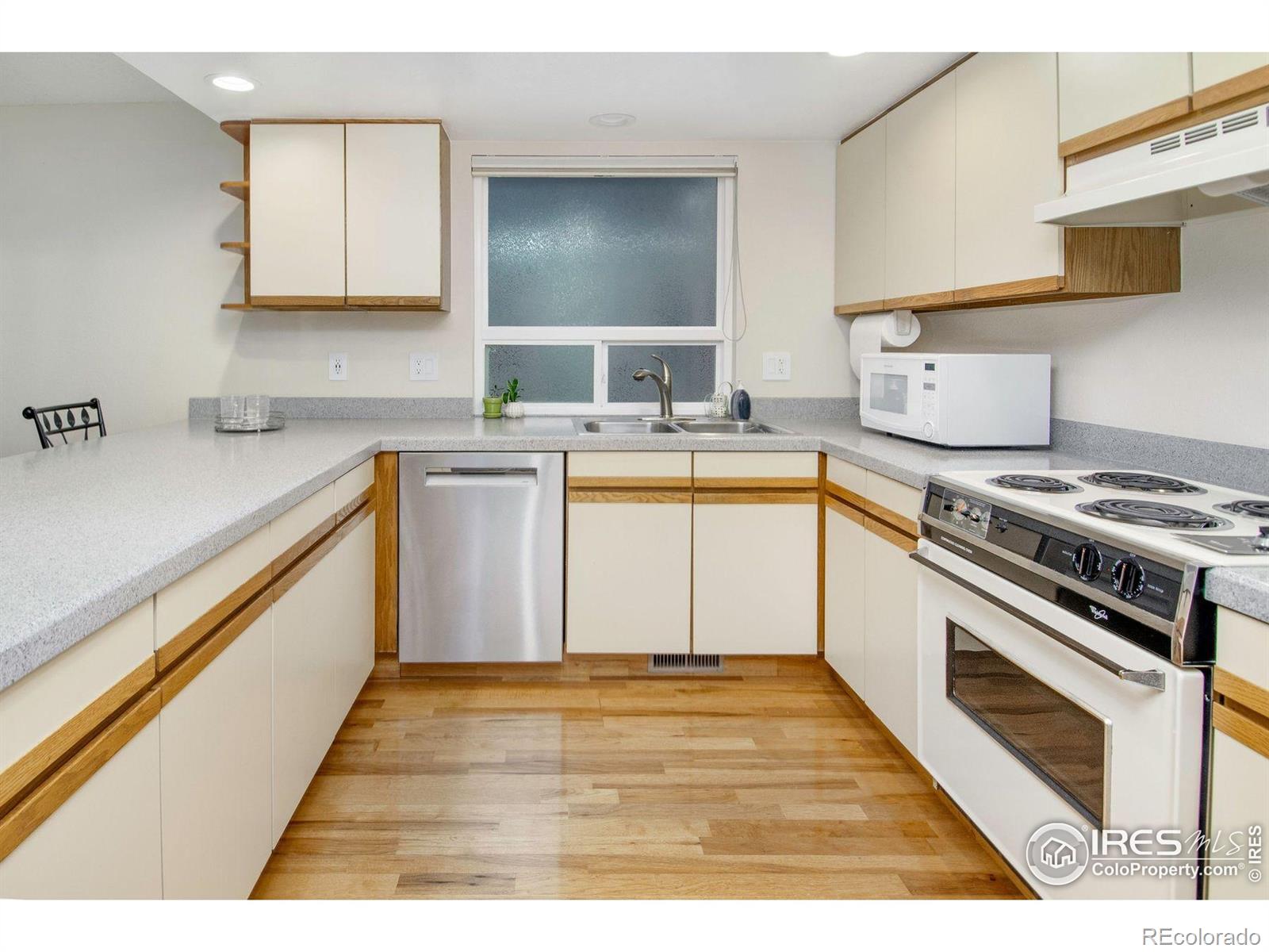 MLS Image #14 for 3821  howe court,boulder, Colorado