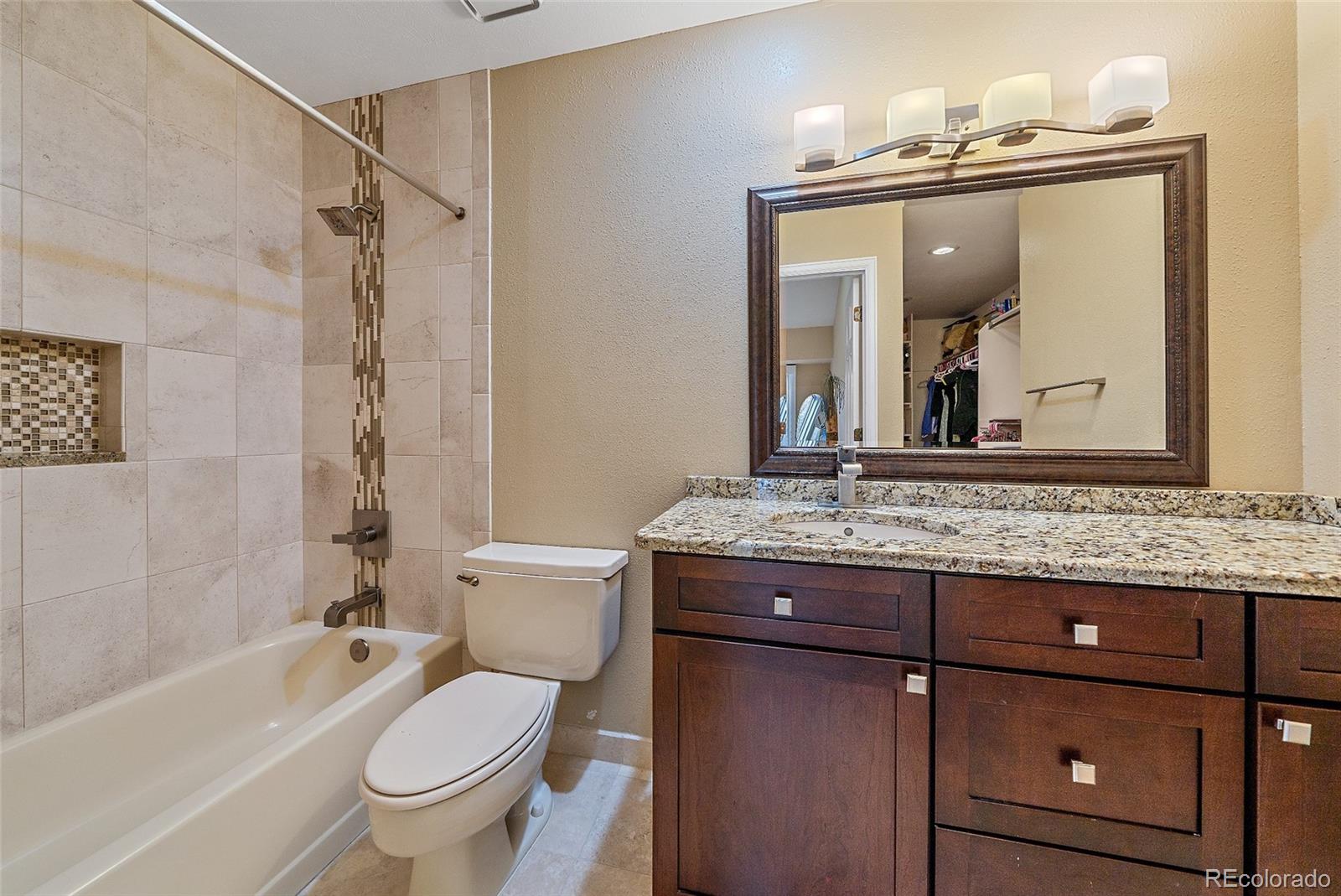 MLS Image #14 for 5227 s geneva street,englewood, Colorado