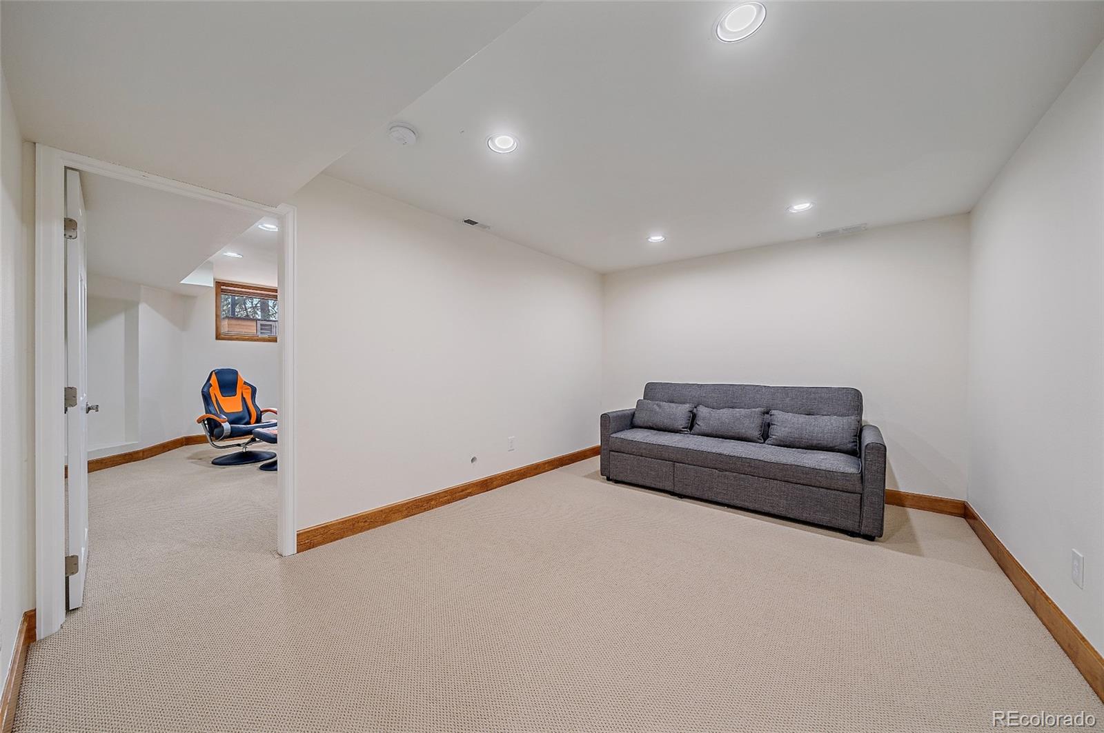 MLS Image #23 for 5227 s geneva street,englewood, Colorado