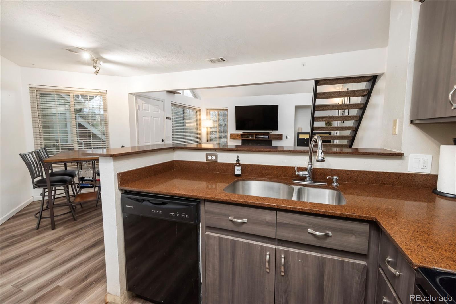 MLS Image #9 for 13744 e lehigh avenue b,aurora, Colorado