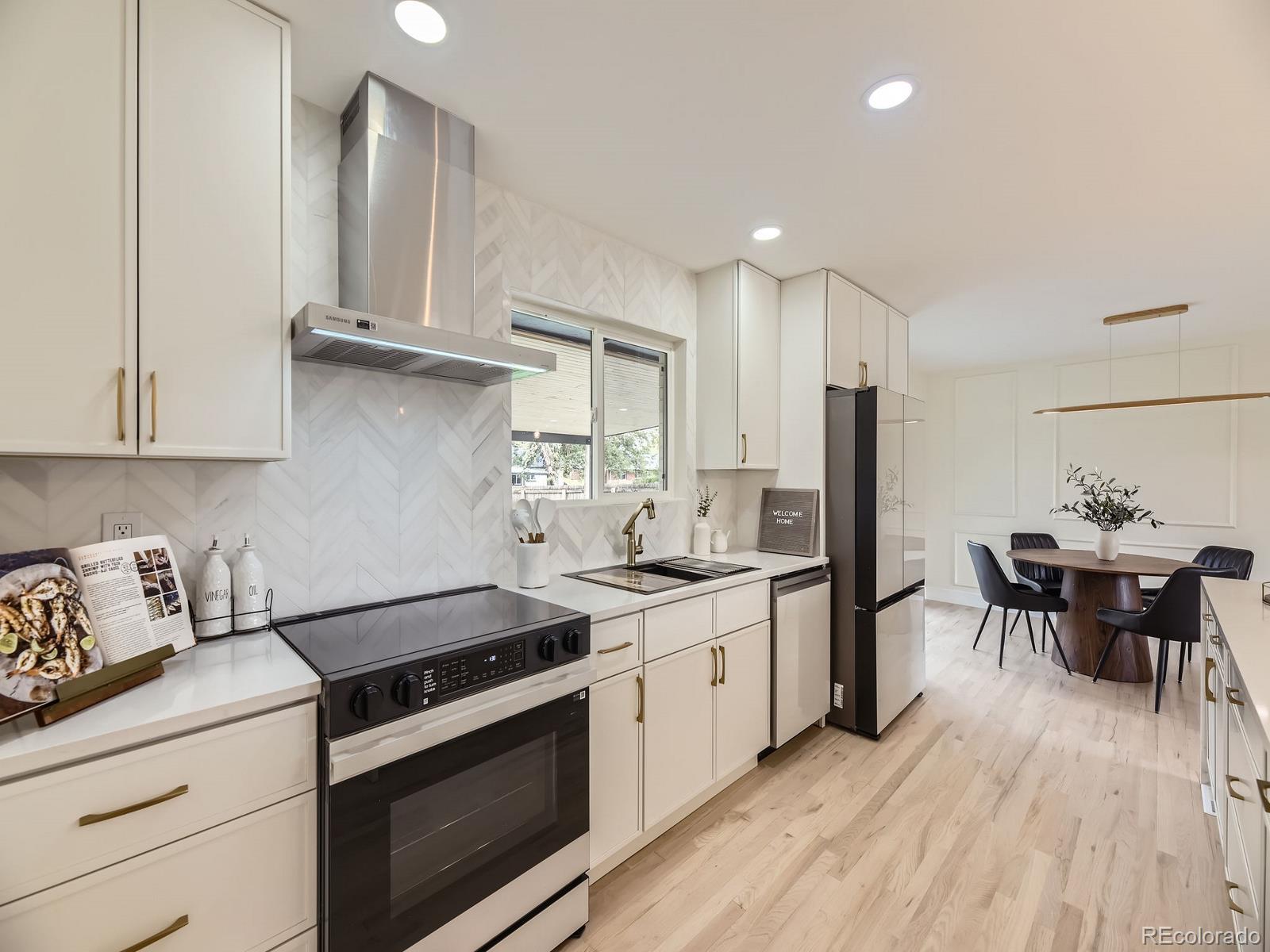 MLS Image #8 for 920 s hudson street,denver, Colorado