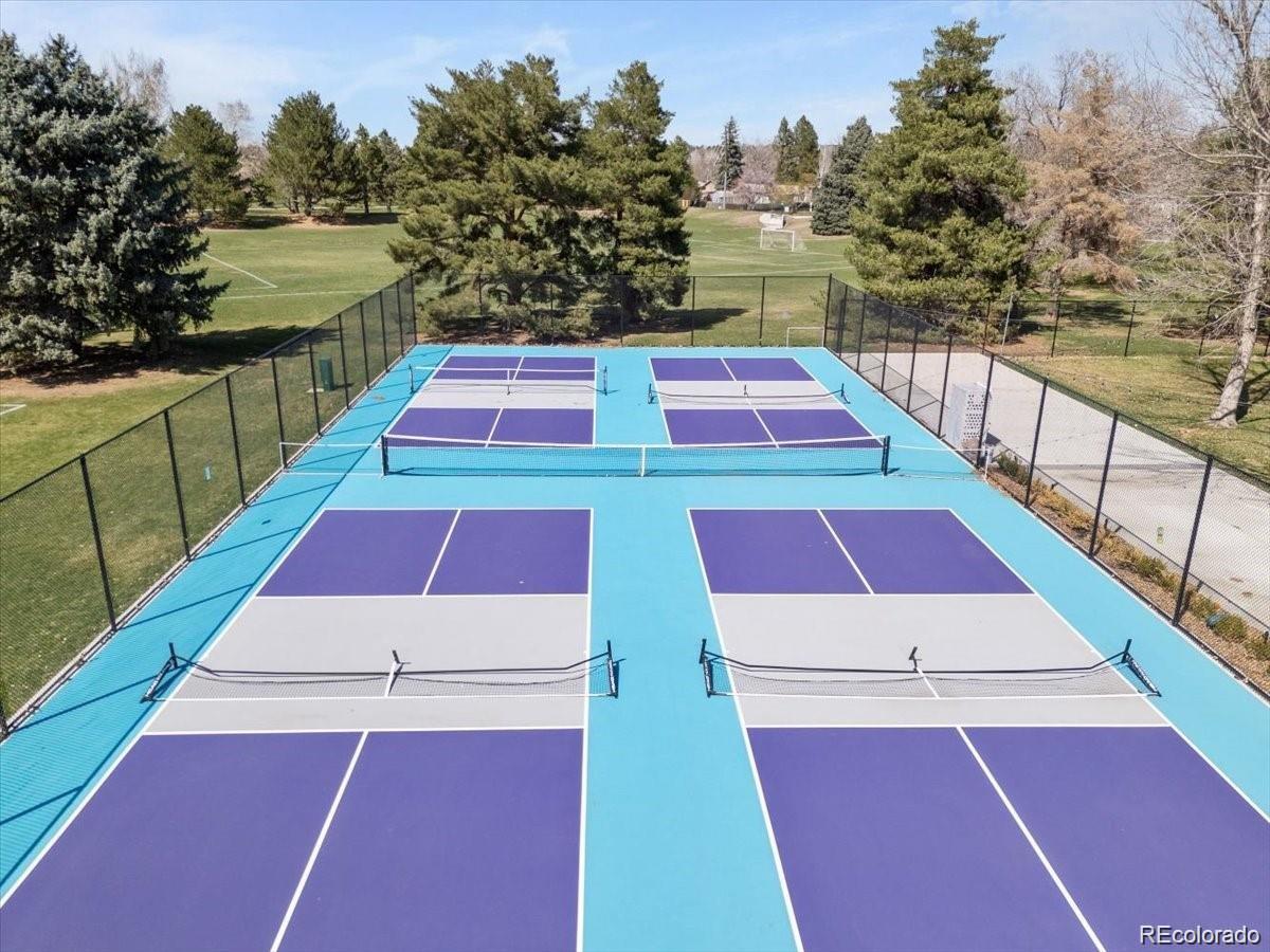 MLS Image #15 for 2964 s akron street,denver, Colorado