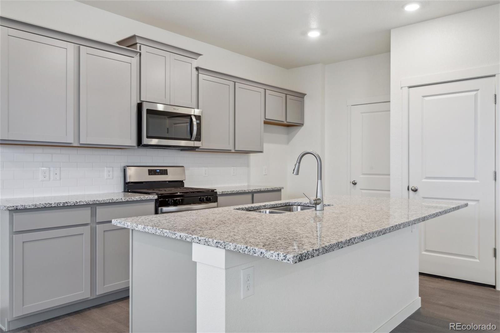 MLS Image #3 for 6769  raven ridge terrace,colorado springs, Colorado