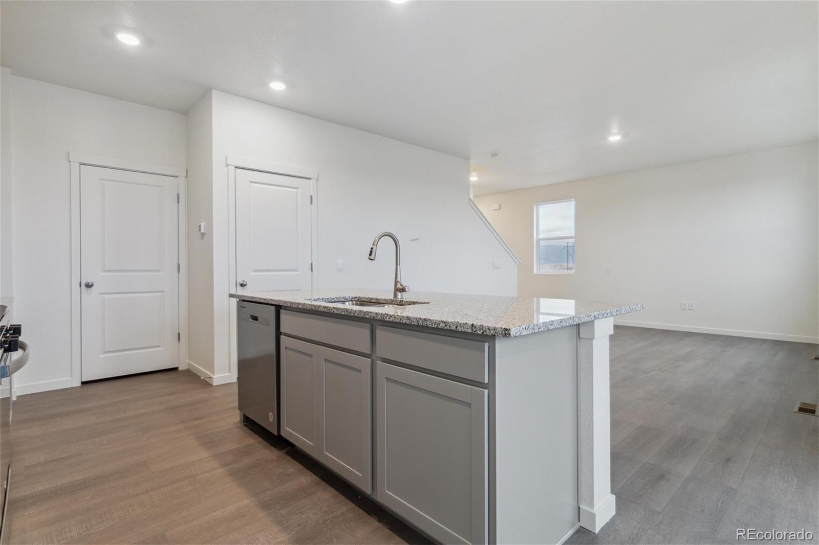 MLS Image #4 for 6769  raven ridge terrace,colorado springs, Colorado