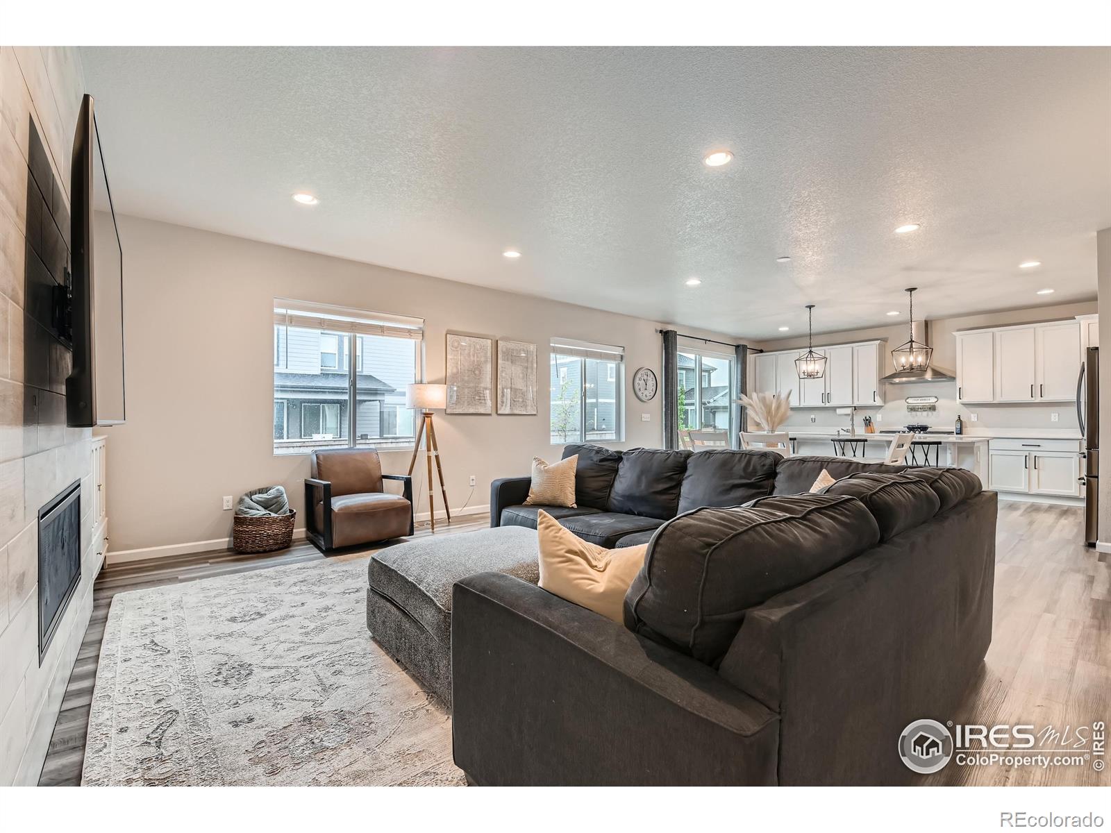MLS Image #6 for 6732 e 119th avenue,thornton, Colorado