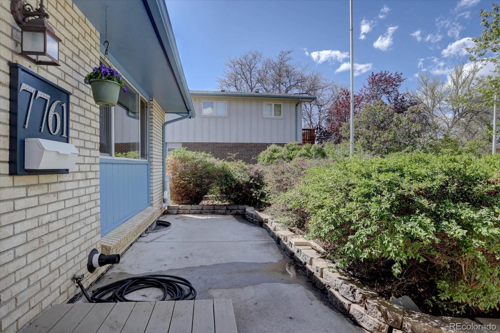 MLS Image #3 for 7761 s wellington street,centennial, Colorado