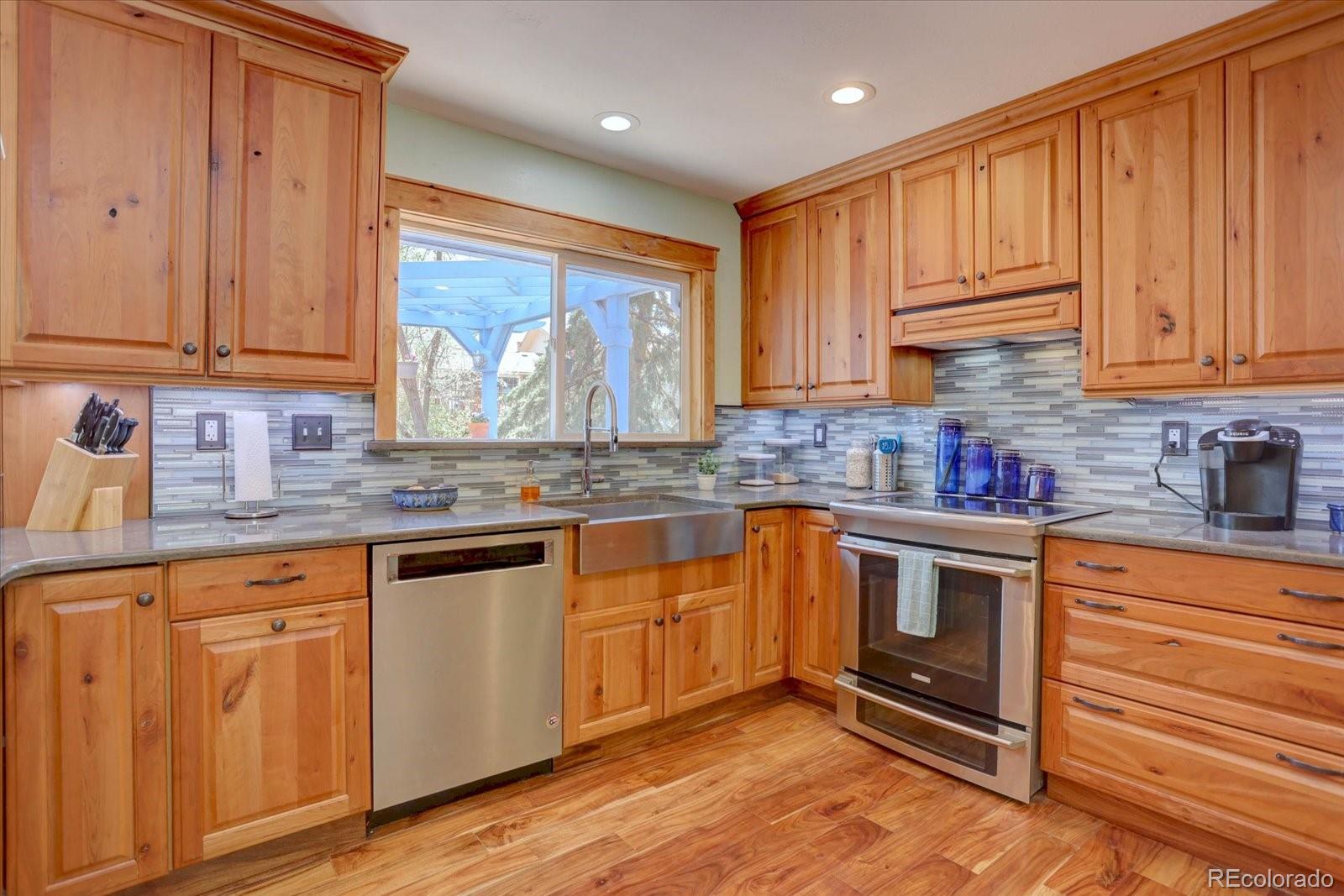 MLS Image #8 for 7761 s wellington street,centennial, Colorado